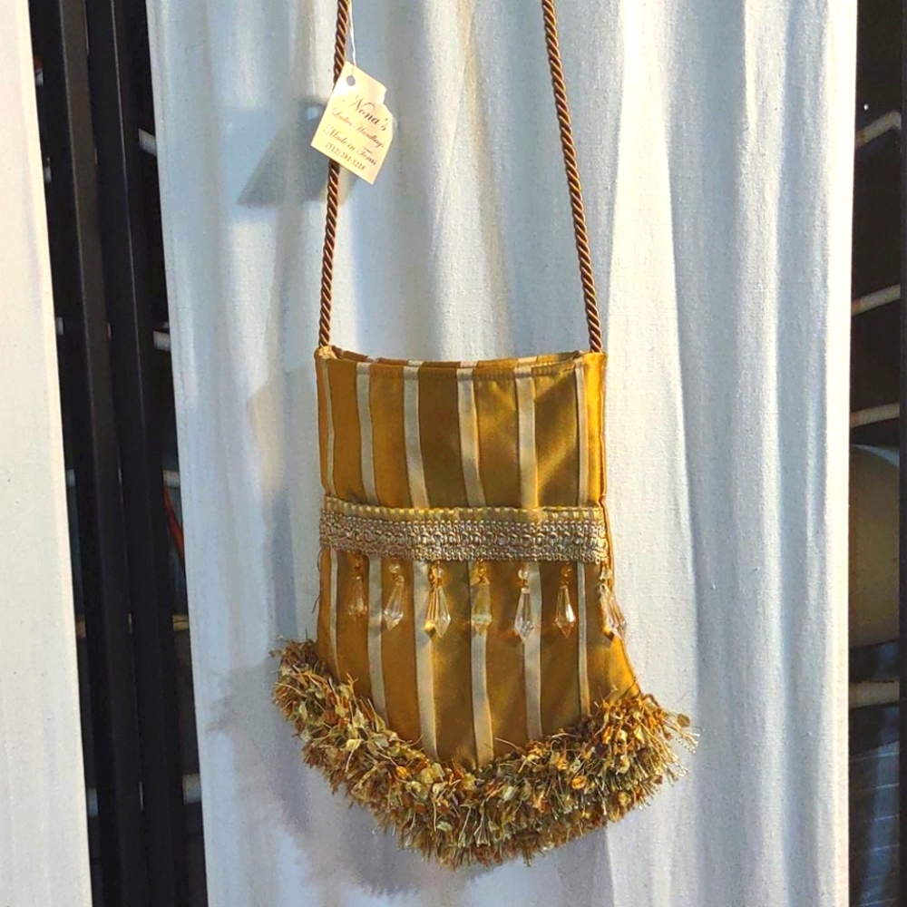 Nona's handbag